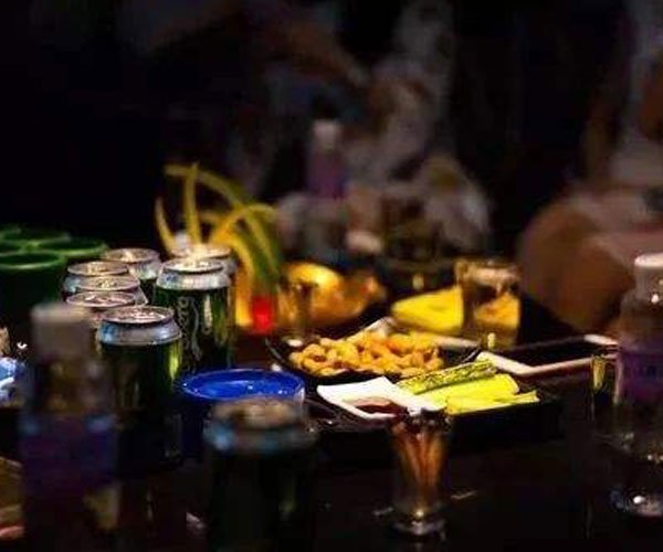 ktv㳪ĹԸʲô ֣ktvŮ§§ɶ