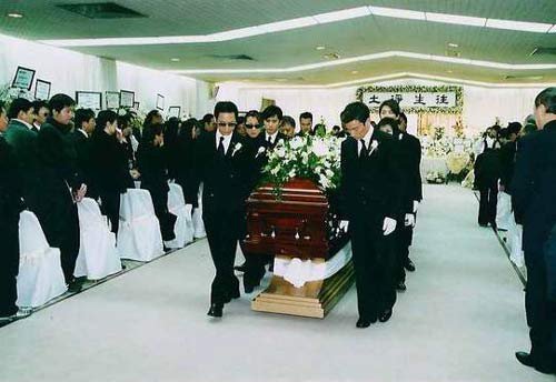 ÷޷̧׵8 ˲
