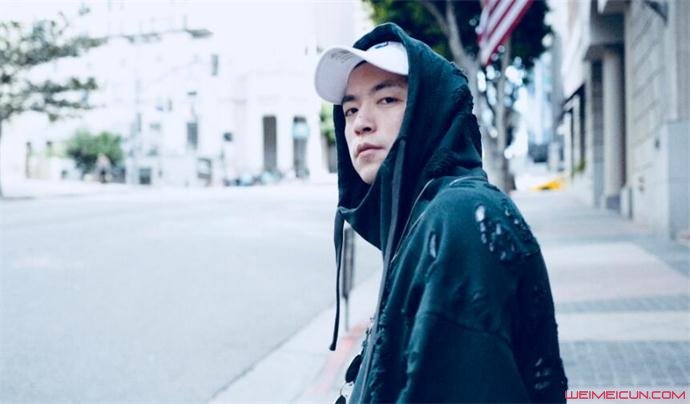 jonyjݷ¼ʲô jony jͶѿʲô˼