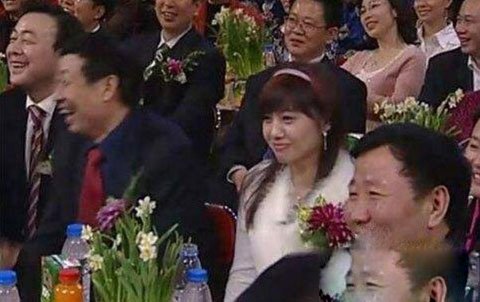 2012괺¼ع ǹƵİŮ˭
