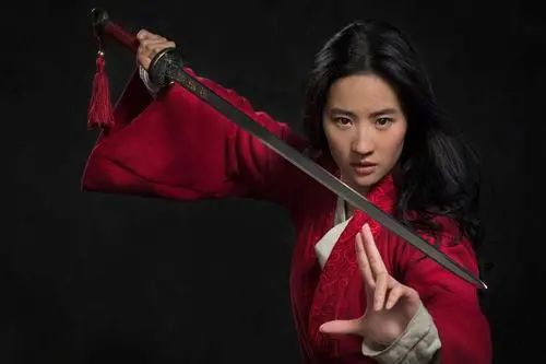 装在“神仙姐姐”套子里的刘亦菲 演技无法突破