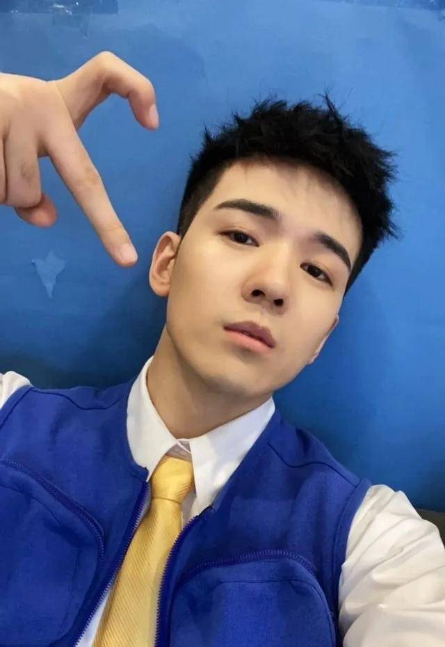 快本预告删除仝卓笑死我了 背后的原因让人感觉惊讶