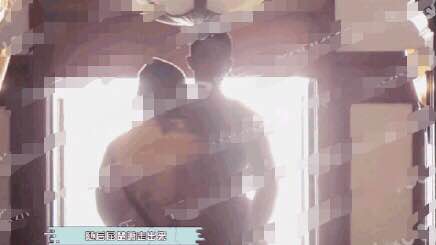 屈楚萧疑似恋情曝光 女方近照曝光两人又搂又抱