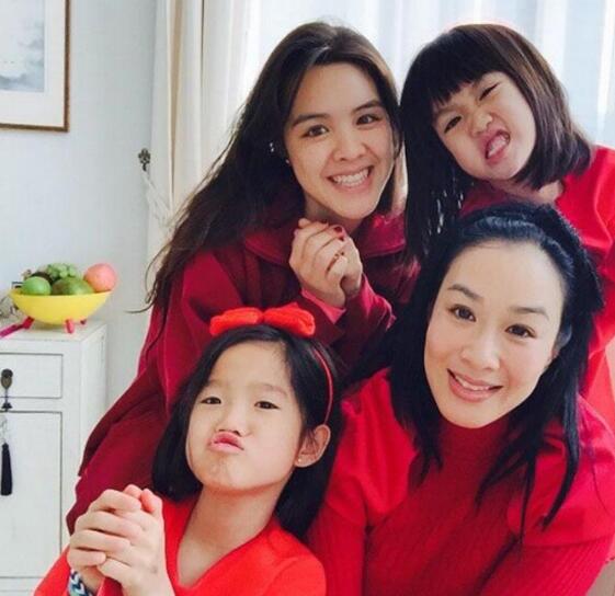 钟丽缇二女儿气质 张思捷长相曾被吐槽如今成功逆袭