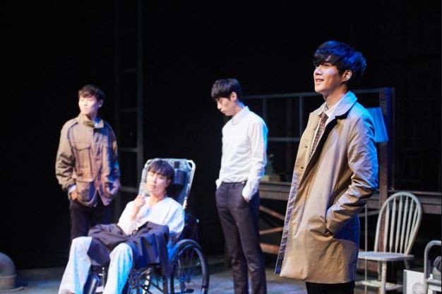7位舞台剧出身的宝藏演员 Start-Up金宣虎是话剧界偶像