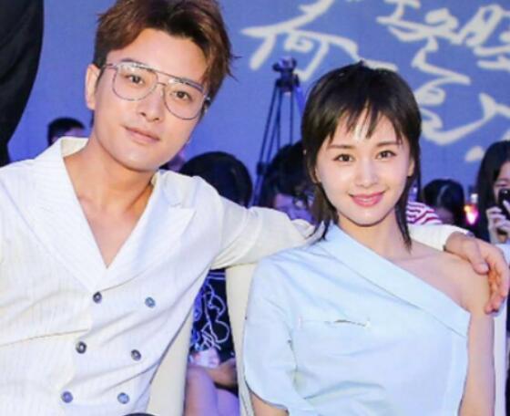 贾乃亮辟谣曾与王子文恋爱 贾乃亮深夜转发视频否认传闻