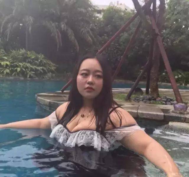 周扬青p图是网红是基本素养 给她的p图技术跪了