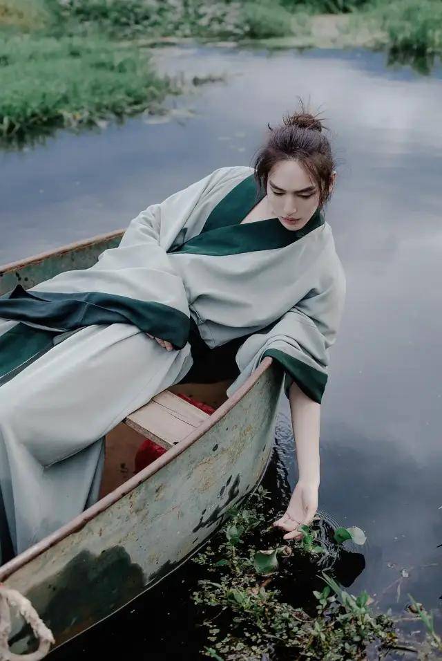 周扬青p图是网红是基本素养 给她的p图技术跪了