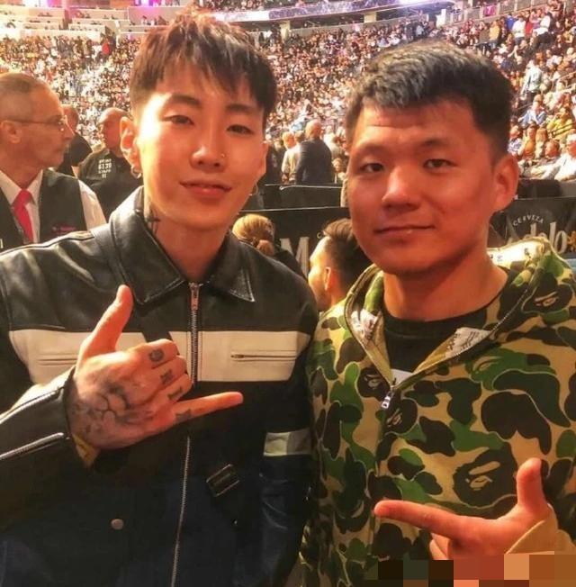 拳手向朴宰范道歉说了什么 宰范被打现场来龙去脉回顾