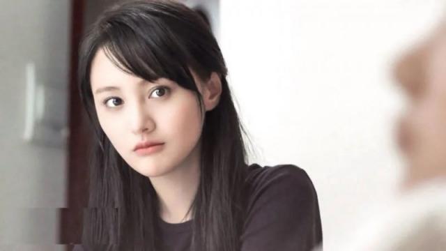 ?和华晨宇未婚生女追星张艺兴疑被谢娜封杀 张碧晨精彩人生?