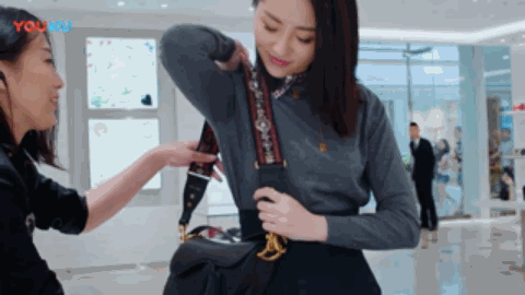吴谨言哪里人 成为DIOR肌活蕴能形象大使