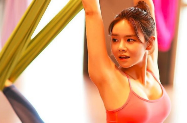 “美少女”李妍度现状如何 李妍度健身照片秀性感身材