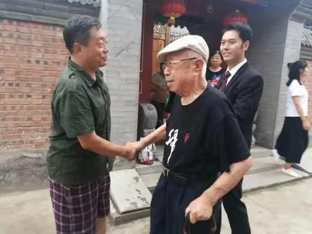 演员刘江去世享年95岁 曾同时患有三种癌症喜欢和年轻人交流