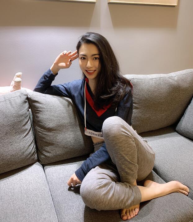 抖音闵静Jing个人资料福利照 闵静与七舅脑爷关系揭秘