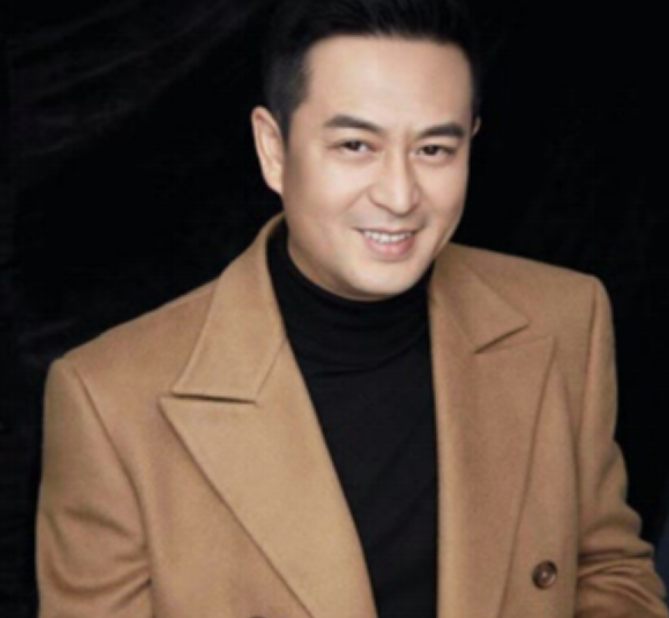 张嘉译前妻是谁 张嘉译杜珺结婚多长时间后分开