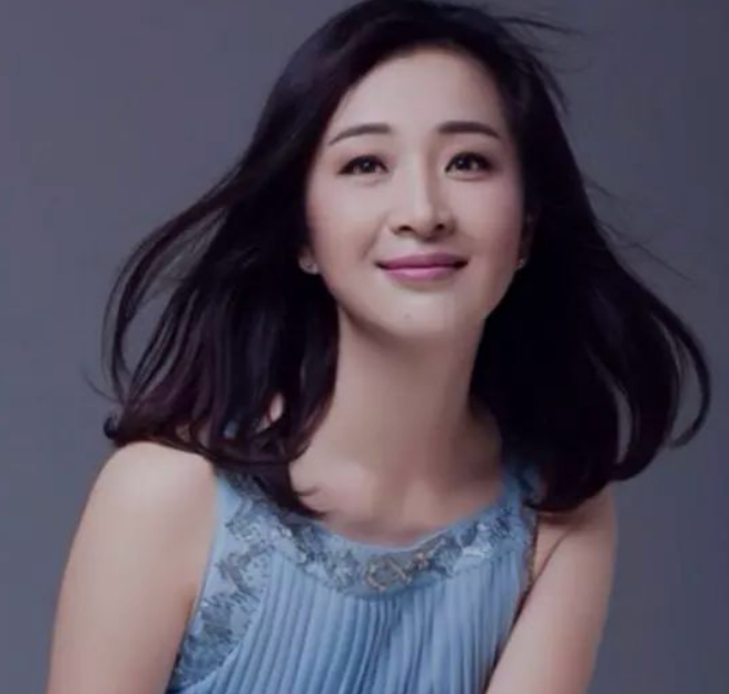 张嘉译前妻是谁 张嘉译杜珺结婚多长时间后分开