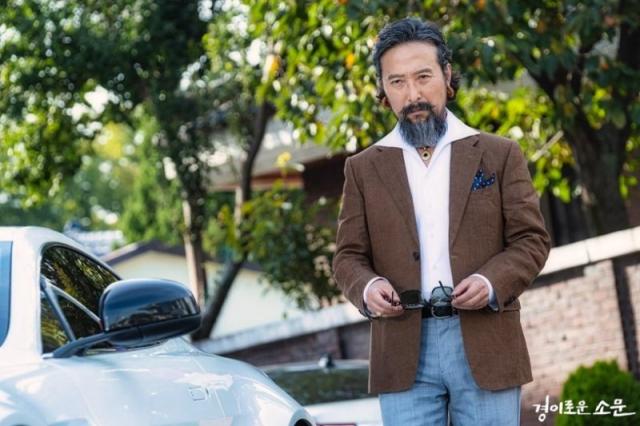 驱魔面馆爆红主配角介绍 她是韩孝周师父