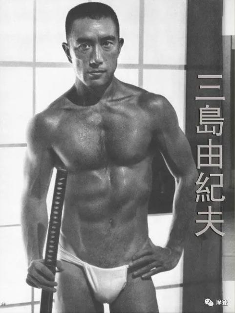 人间失格太宰治自杀引热议 电影里的他们为何决定去死