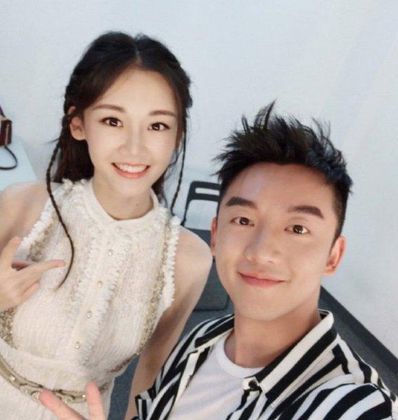 郑恺妻子苗苗真名叫什么 郑恺苗苗吃牛肉庆祝结婚1周年