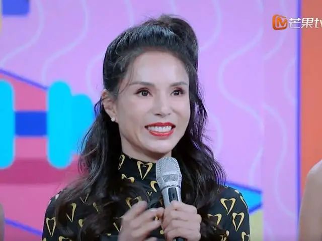 还记得神雕侠侣郭芙吗 年轻贪玩绯闻不断50岁仍孤身一人