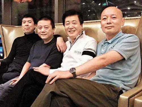 ���绨����������ô�� �ֲ��û�������Ȧ