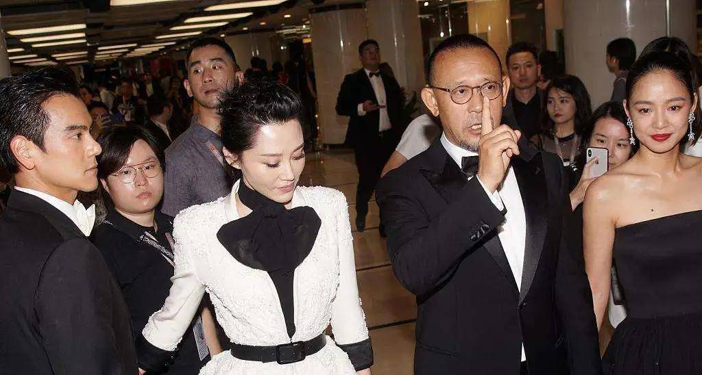 ���绨����������ô�� �ֲ��û�������Ȧ