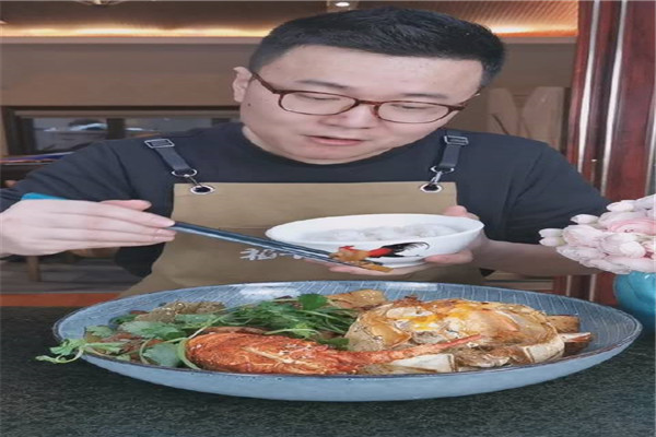 �Ի���������ǰʮ ��θ��������������һ