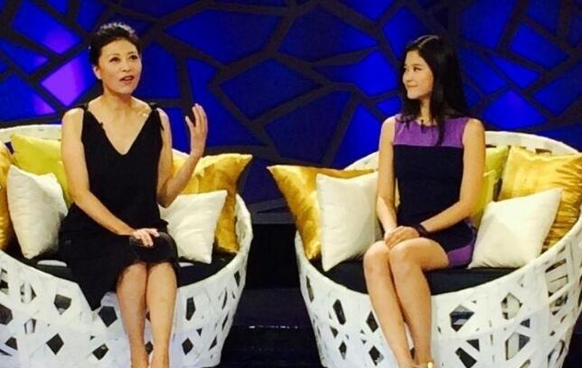 岳以恩与岳红的关系 是母女更是好闺蜜