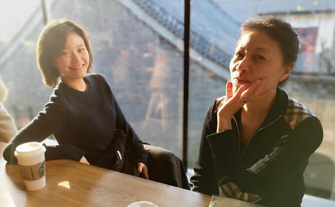 岳以恩与岳红的关系 是母女更是好闺蜜