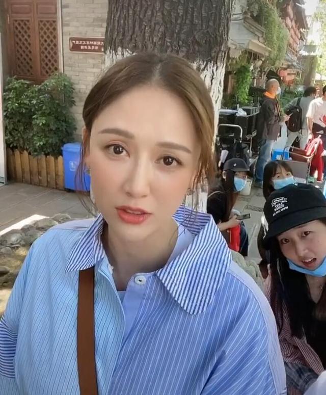 陈乔恩否认怀孕怎么说的 隔着屏幕感觉到了陈乔恩的无奈