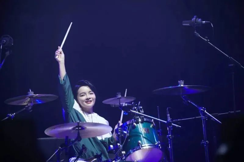 刺猬乐队郑州场演出风波 子健与石璐吵架次日正常出演