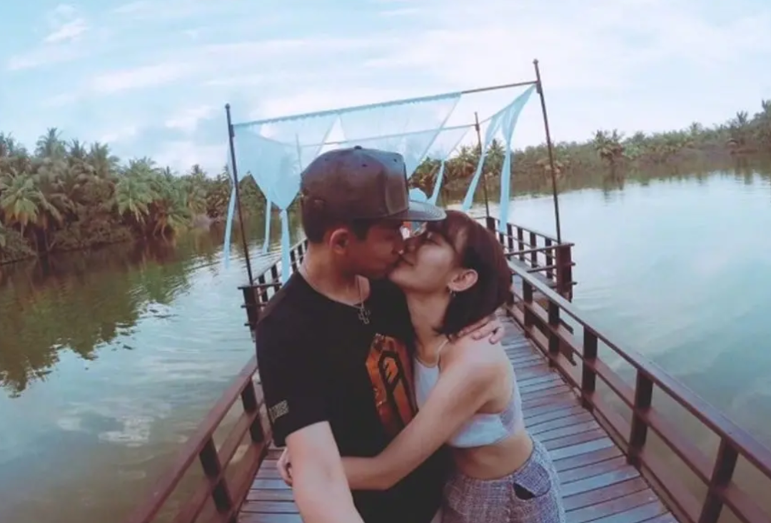 ������֤�������ַ���ͷʫ���ܹ��� ���ѵ�������˭
