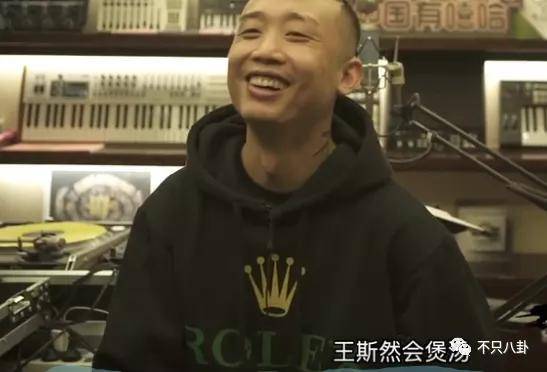 gai的老婆王斯然是哪里人 太宠了这狗粮嗑到吐血