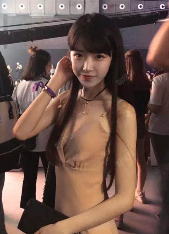 抖音半藏森林最新资料简介 半藏森林绝版福利生活照写真图片