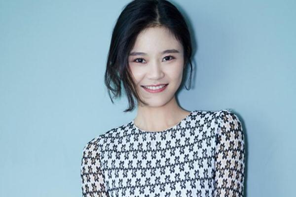 岳红女儿岳以恩演技很差吗 岳红与岳以恩关系怎么样