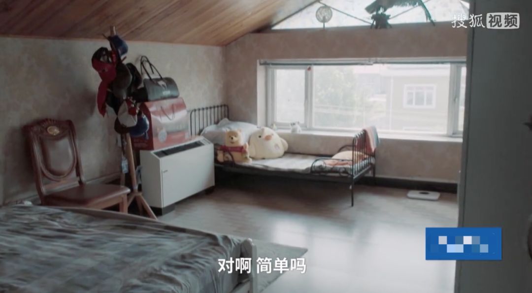 张伟丽卫冕金腰带 让全世界黑粉闭嘴