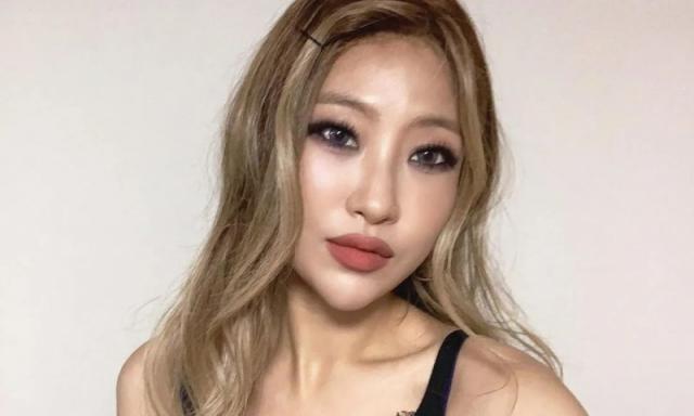 性骚扰男爱豆风波后她又陷整容争议 参加节目被指洗白