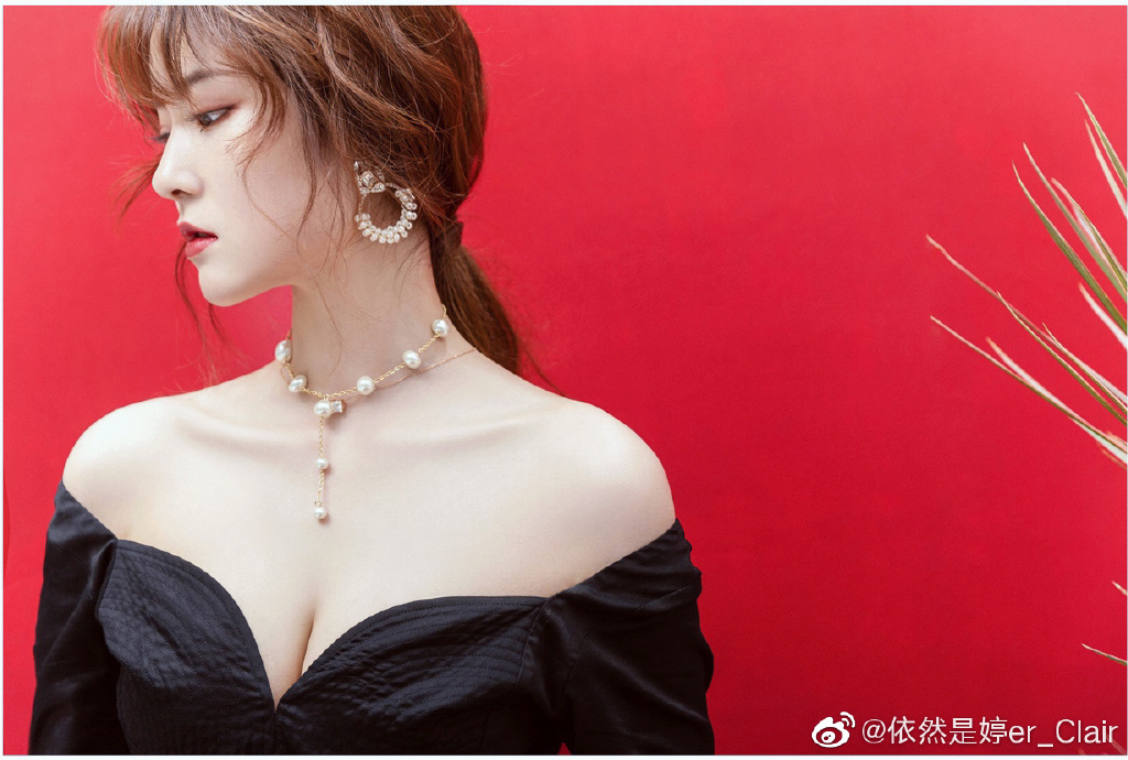 虎牙依然是婷er个人资料 直播间惊现内裤男被封禁福利性感图片