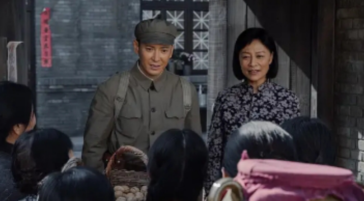 岳红演过的电视剧 亲爱的自己岳红扮演催生婆婆多次上热搜