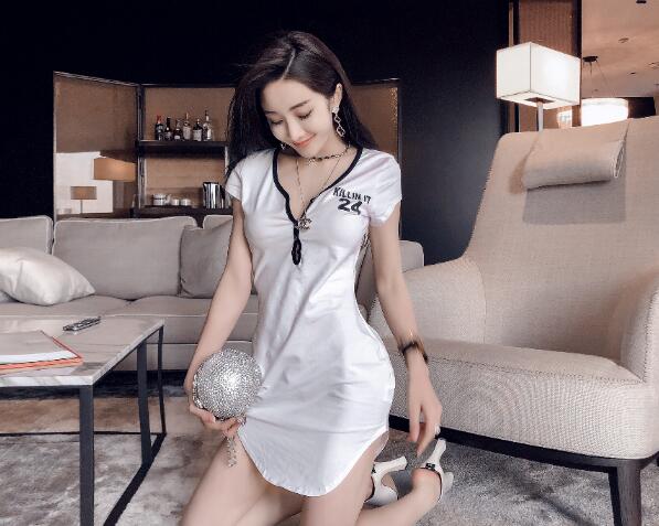 抖音女神严谨个人资料 fox严谨微博ID写真曝光