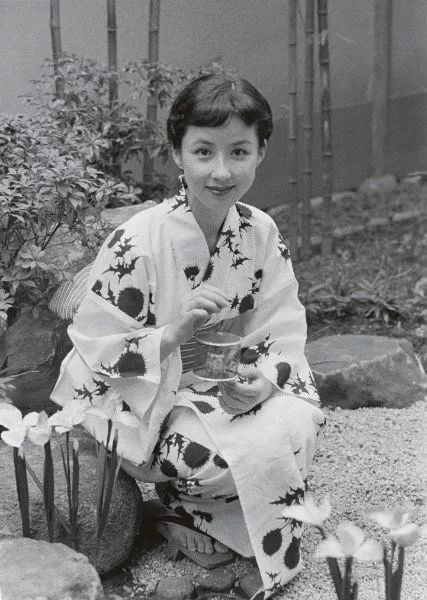 日本风靡一时的昭和十大美人 第一名去世已有35年