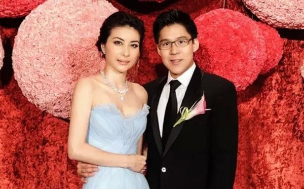 霍启刚为什么娶郭晶晶 结婚多年恩爱如初