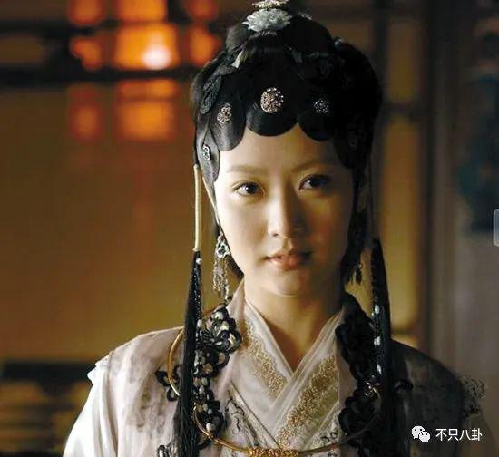 白冰前夫回应离婚怎么说的 伤心往事竟然如此狗血毁三观