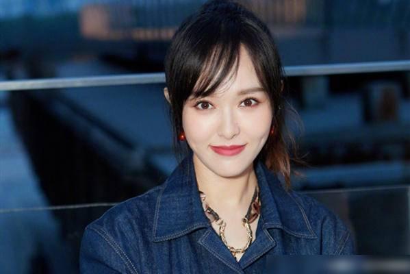 曝唐嫣生下龙凤胎靠谱不 同剧演员李心艾证实