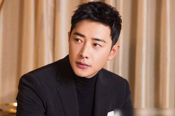 曝唐嫣生下龙凤胎靠谱不 同剧演员李心艾证实