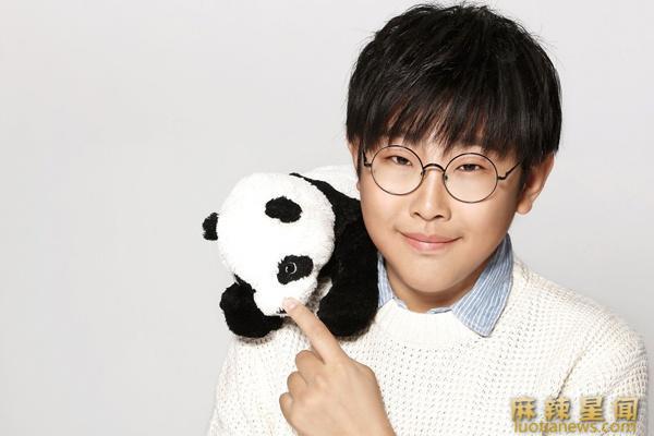 侯祥身高多少 小孩专业户身价过千万生活美满
