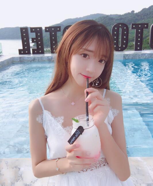 抖音临界十缨个人资料美女简介 临界十缨性感照片男友是谁