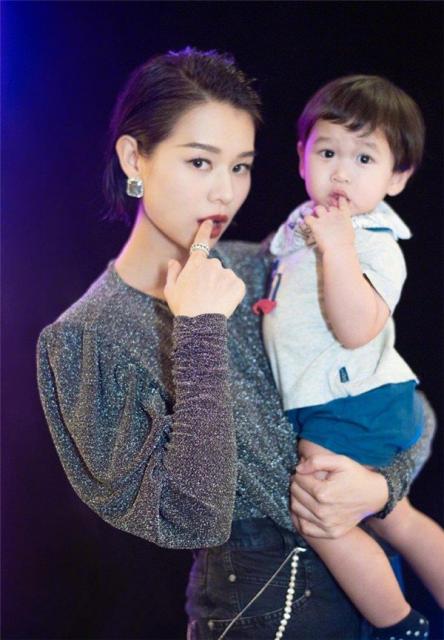 胡杏儿有几个孩子 老公对她也太好了吧
