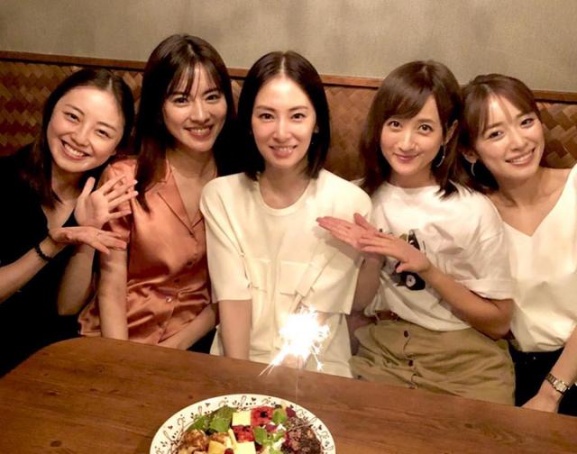 北川景子生日小松彩夏贴出「美少女战士」旧合照期待5人早日再聚