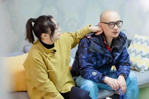 傅首尔的老公是谁 “软饭男”为何得到妻子的芳心
